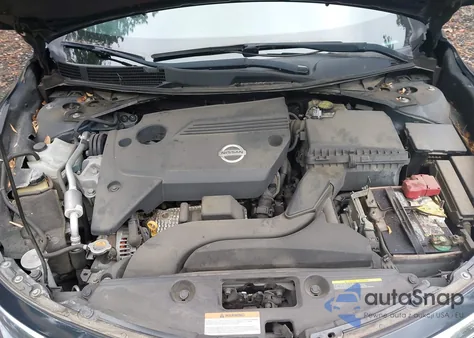 2015 Nissan Altima 2.5 S z USA, uszkodzony, nr VIN 1N4AL3AP8FC249040